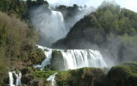 1280px-Cascata_delle_Marmore_2